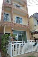 Bann Lom Le Huahin