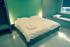 Home'81