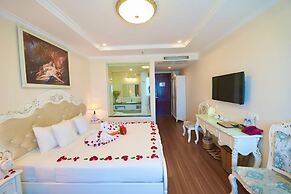 Tuyet Son Hotel