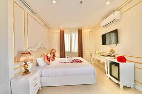 Tuyet Son Hotel