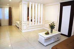 Tuyet Son Hotel