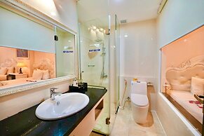 Tuyet Son Hotel