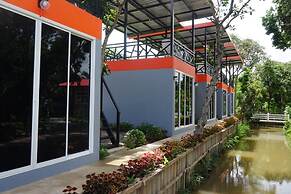 Meephawa Resort