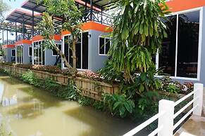 Meephawa Resort