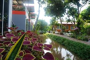 Meephawa Resort