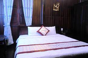 Hung Vuong Resort