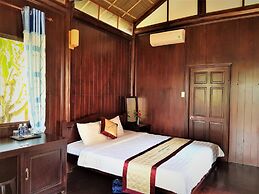 Hung Vuong Resort