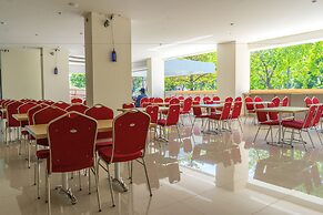I&M Hotel Billiard