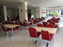 I&M Hotel Billiard