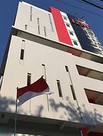 I&M Hotel Billiard