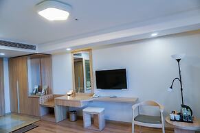 Ruby Hotel