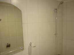 YALTA guesthouse