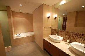 Kennedy Towers - Marina Residences 3