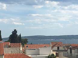 Stay Split Bay