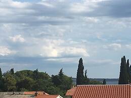 Stay Split Bay