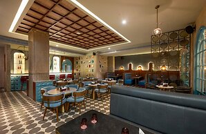 Freesia By Express Inn