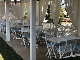 Alacati Alaris Otel