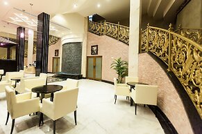 Red Castle Hotel