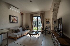 Sedirli Ev Alacati