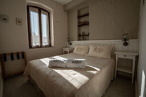 Sedirli Ev Alacati