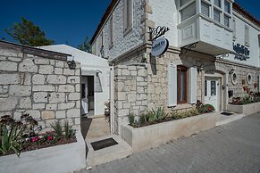 Sedirli Ev Alacati