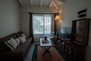 Sedirli Ev Alacati