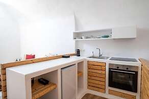 Karpimo Suites
