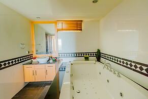 Sea View Hua Hin Condos