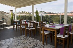 Lodos Hotel