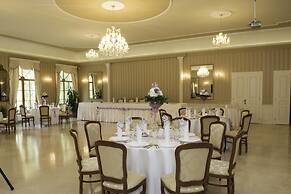 Hotel Plauter Kúria