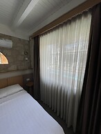 Monk Alacati - Adults Only