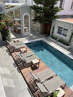 Monk Alacati - Adults Only