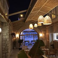 Monk Alacati - Adults Only