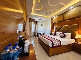 Hotel Anand International