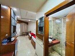 Hotel Anand International