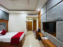Hotel Anand International