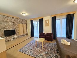 Decebal Residence Apartments
