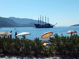 Candan City Beach Hotel
