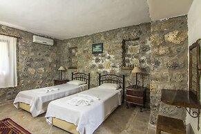 Doga Apartments