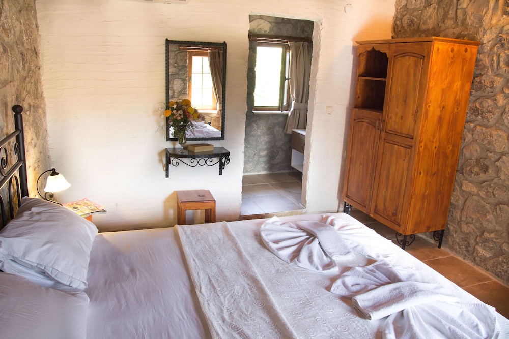Doga Apartments