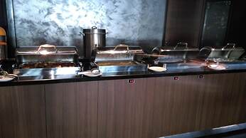 Candan Beach Hotel