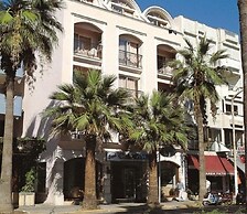 Candan Beach Hotel