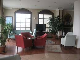 Candan Beach Hotel