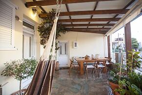 Arch Villa