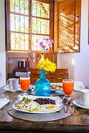 Hotel Amor y Paz