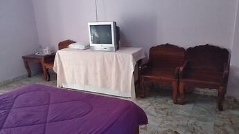 99 Inn Hotel