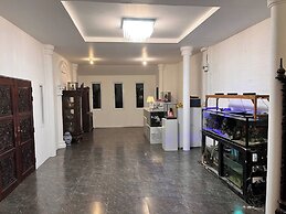99 Inn Hotel