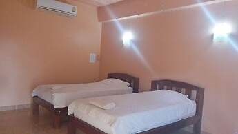 99 Inn Hotel