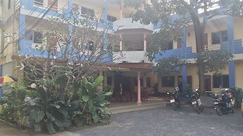 99 Inn Hotel