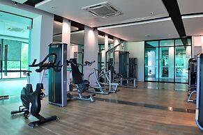 Seastar Hotel And Service Apartment